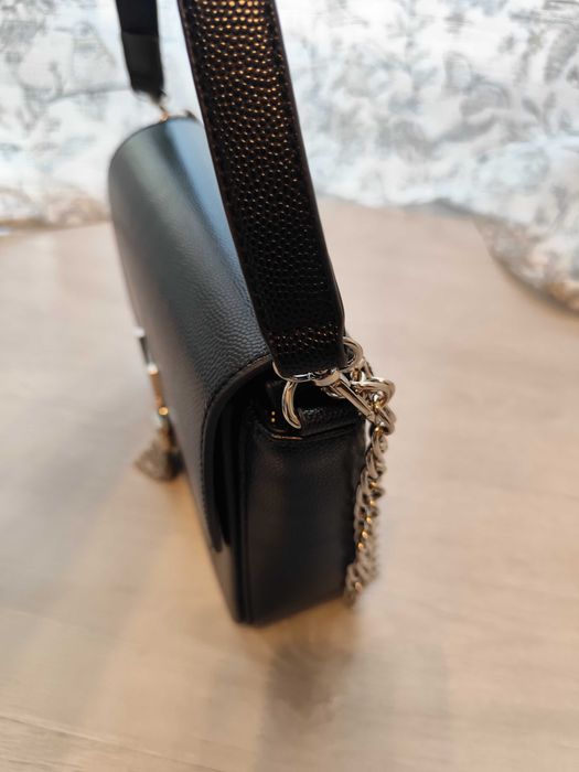 Geanta neagra eleganta Valentino