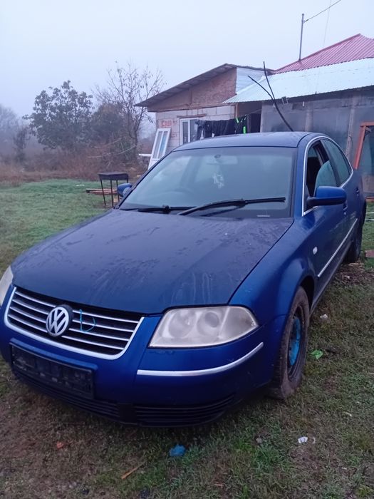 Vând Passat pentru camp sau dezmembrez!!