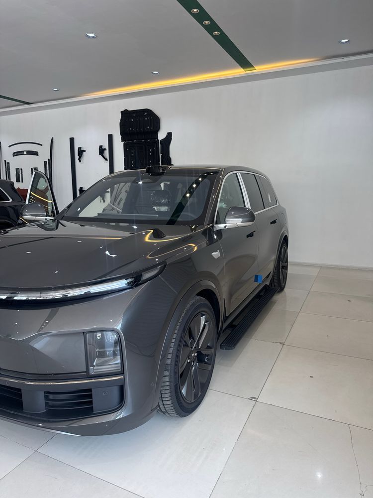 Li 9 Ultra 2024 3 yil garantiya servis bor