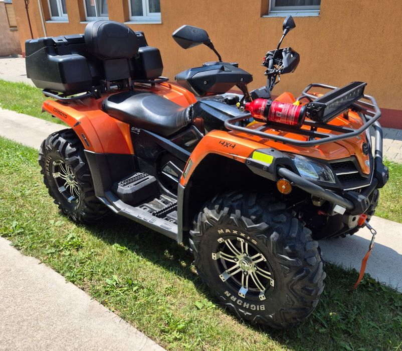 Vând ATV CF moto