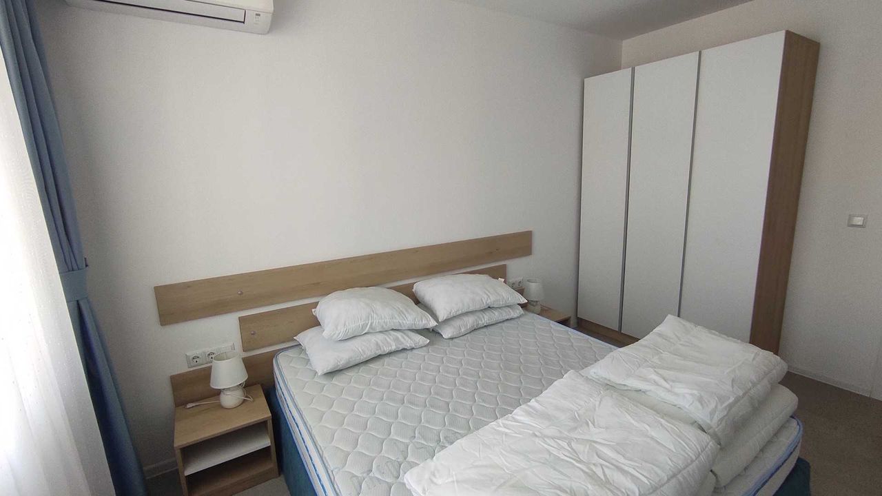 Продава се Двустаен апартамент в Созопол - 63 кв.м за 1588 €/кв.м - Снимка #3