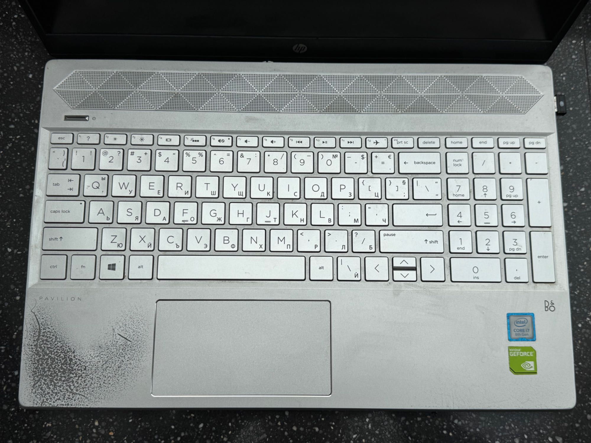 Лаптоп HP Pavilion 15 cs-0006nu