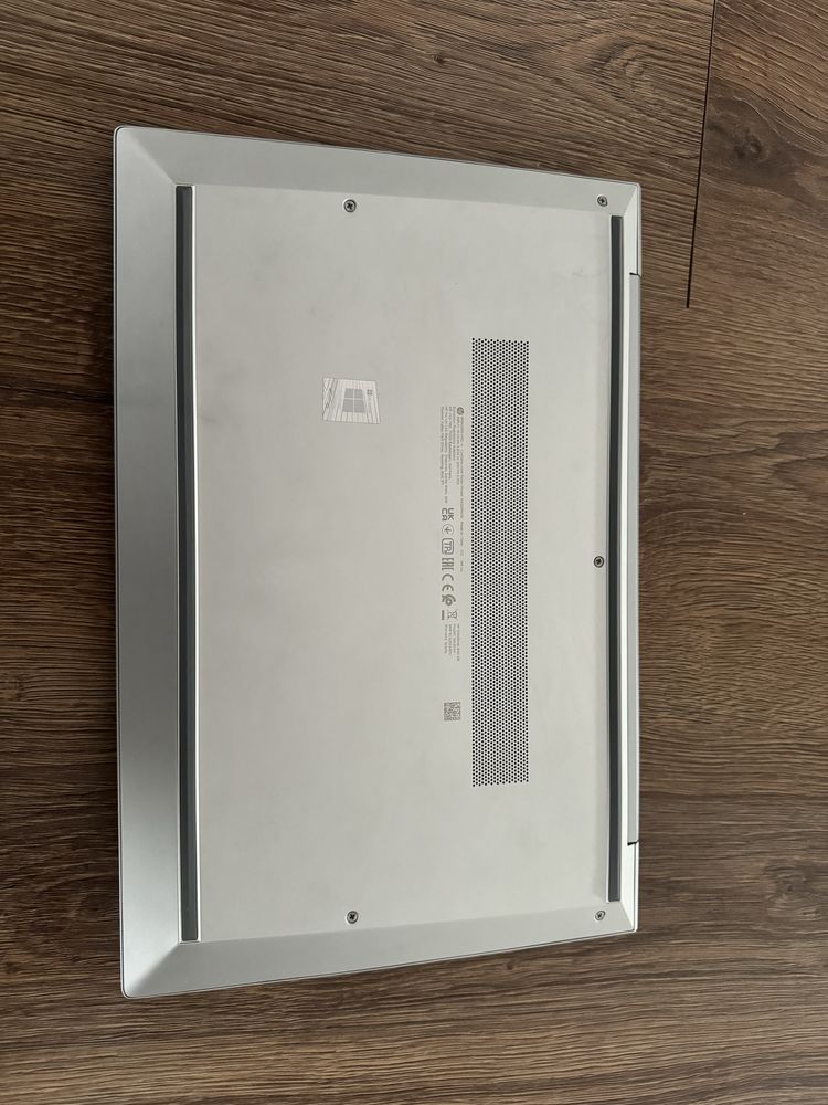 HP elitebook 840 g8 i5 gen 11 16gb ram ssd 500 gb impecabil