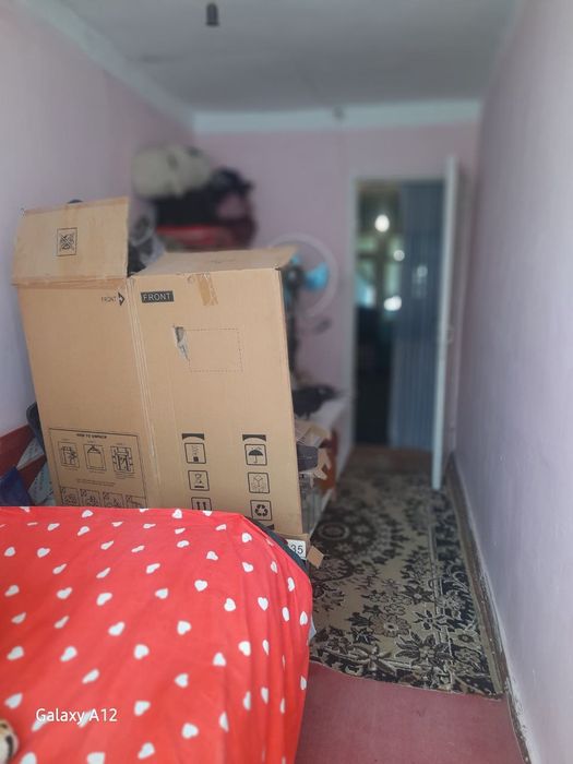 Jizzax shahrida 2 xonali kvartira sotiladi