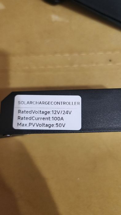 Соларен кантролер