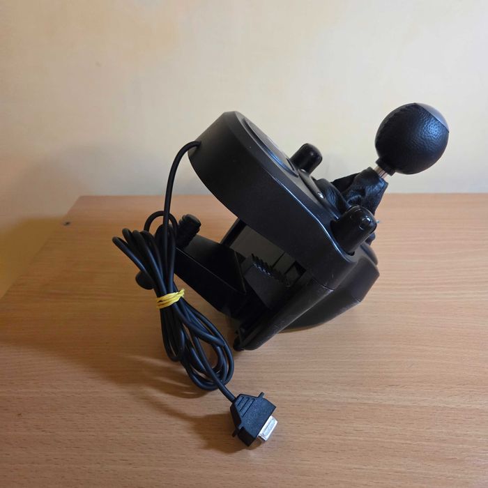 Volan LOGITECH Driving Force G920 + Schimbator Logitech Driving Force