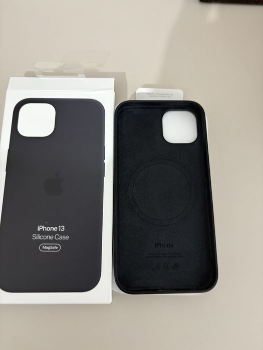 Huse iPhone 13 originale