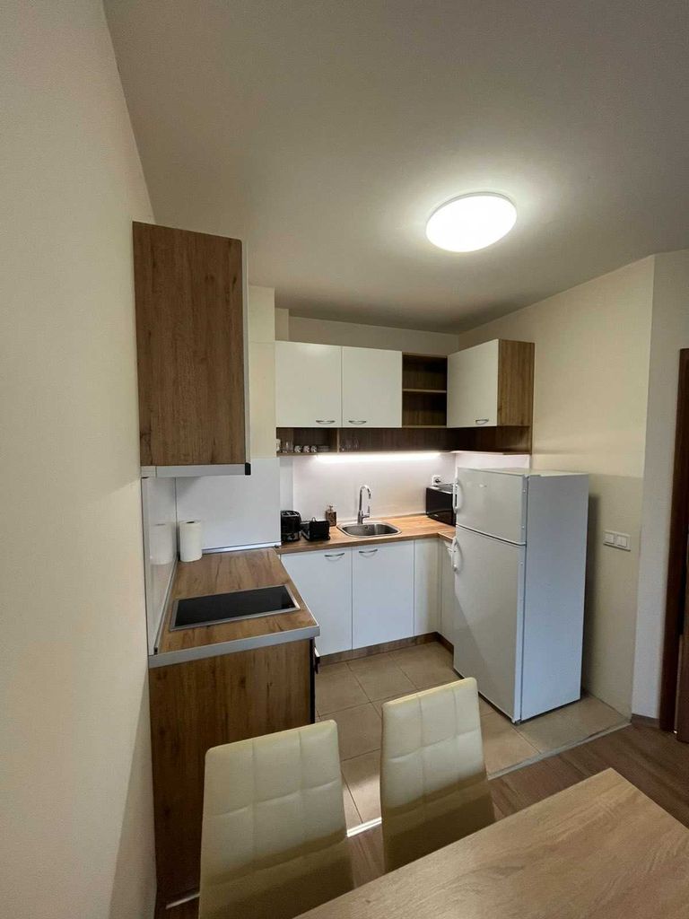 Дава се под наем Двустаен апартамент в София, Зона Б-18 - 64 кв.м за 612 € - Снимка #3