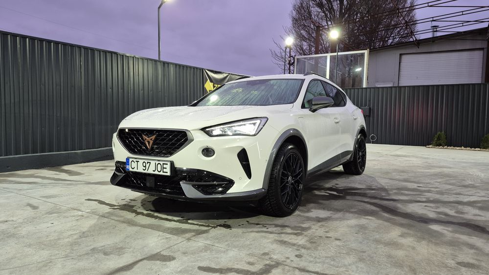 Cupra formentor VZ-E plug in hybrid