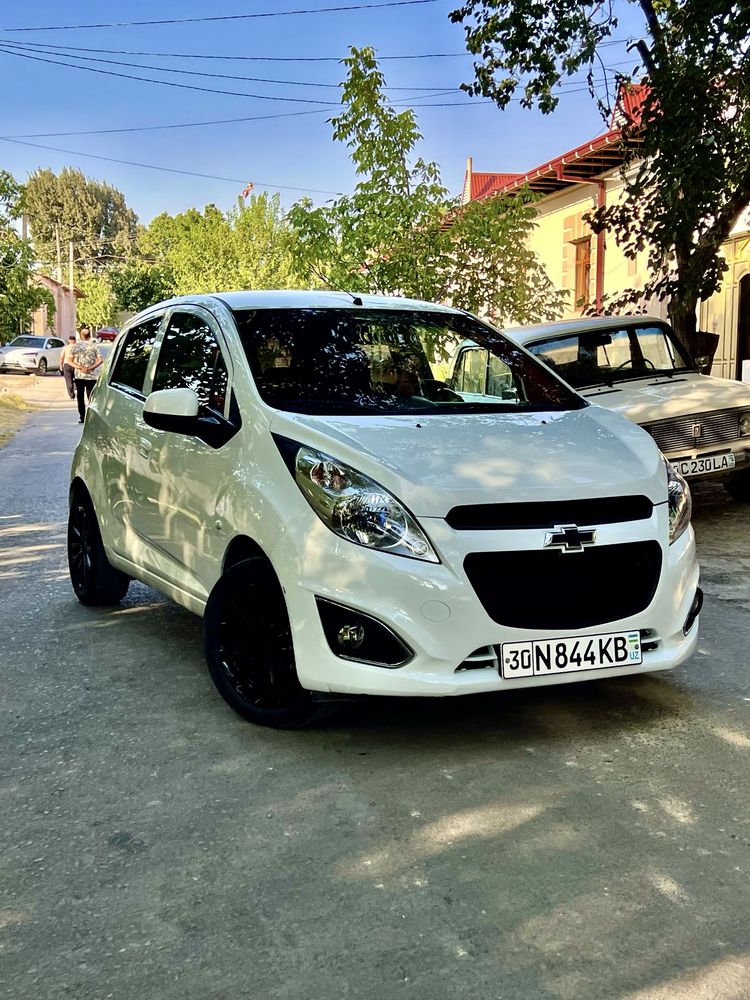 Spark full navarotda sotiladi