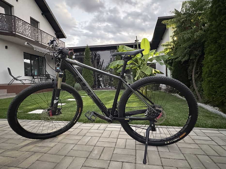 Vand bicicleta mountain bike Cube