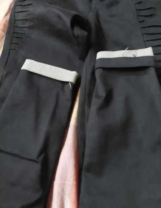 Blugi G&B cu model marimea 34