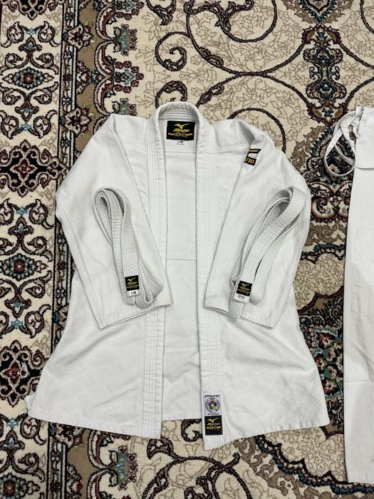 Форма для JUDO от 10 до 13 лет, 160 рост одевали 5 - 6 раз!