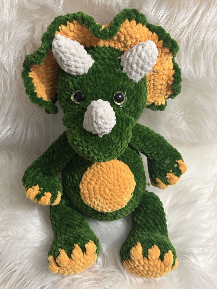 Ръчно плетени играчки