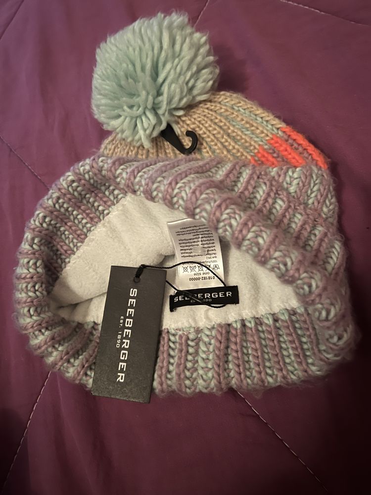 Дамска шапка -зимна