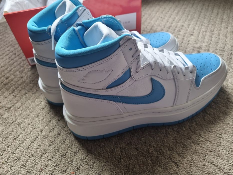 Adidasi Nike Jordan Marimea 43 nou cu eticheta