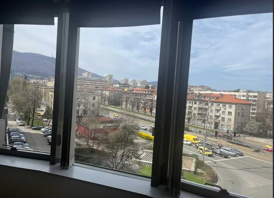 Дава се под наем Четиристаен апартамент в София, Стрелбище - 190 кв.м за 1020 € - Снимка #9