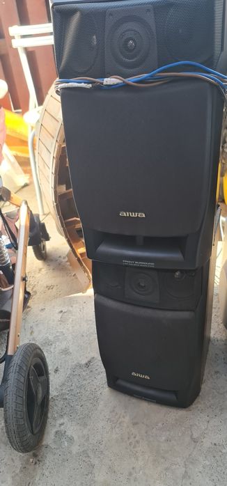 Boxe de vânzare  nu suntvnoi dar sunt ok