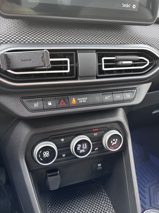 Dacia Logan 12.2024, 30.000km Varianta Journey + Unic proprietar P.j.