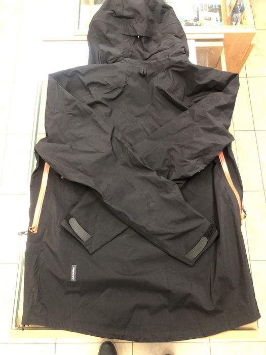 Яке  Schoffel Arcteryx  Columbia Omni Tech