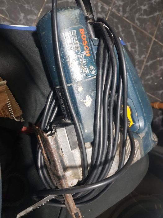 De vânzare mașină de decupat ( pendular) Bosch GST 85 PBE 
Putere 580w