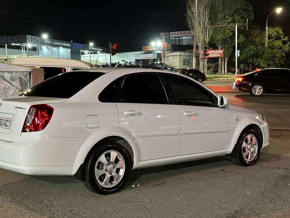 Jentra  avtomat 2015 oq sotiladi naxtga