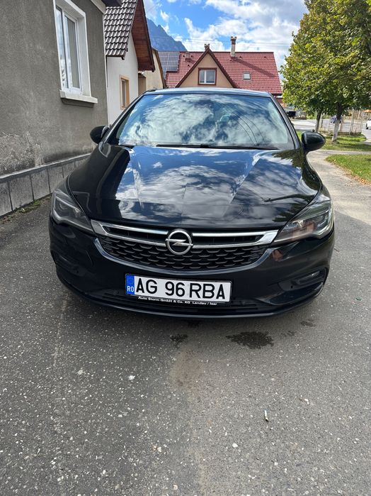 Vând Opel Astra K 2017