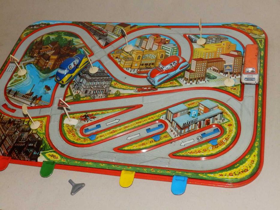 Различни детски игри на различни цени