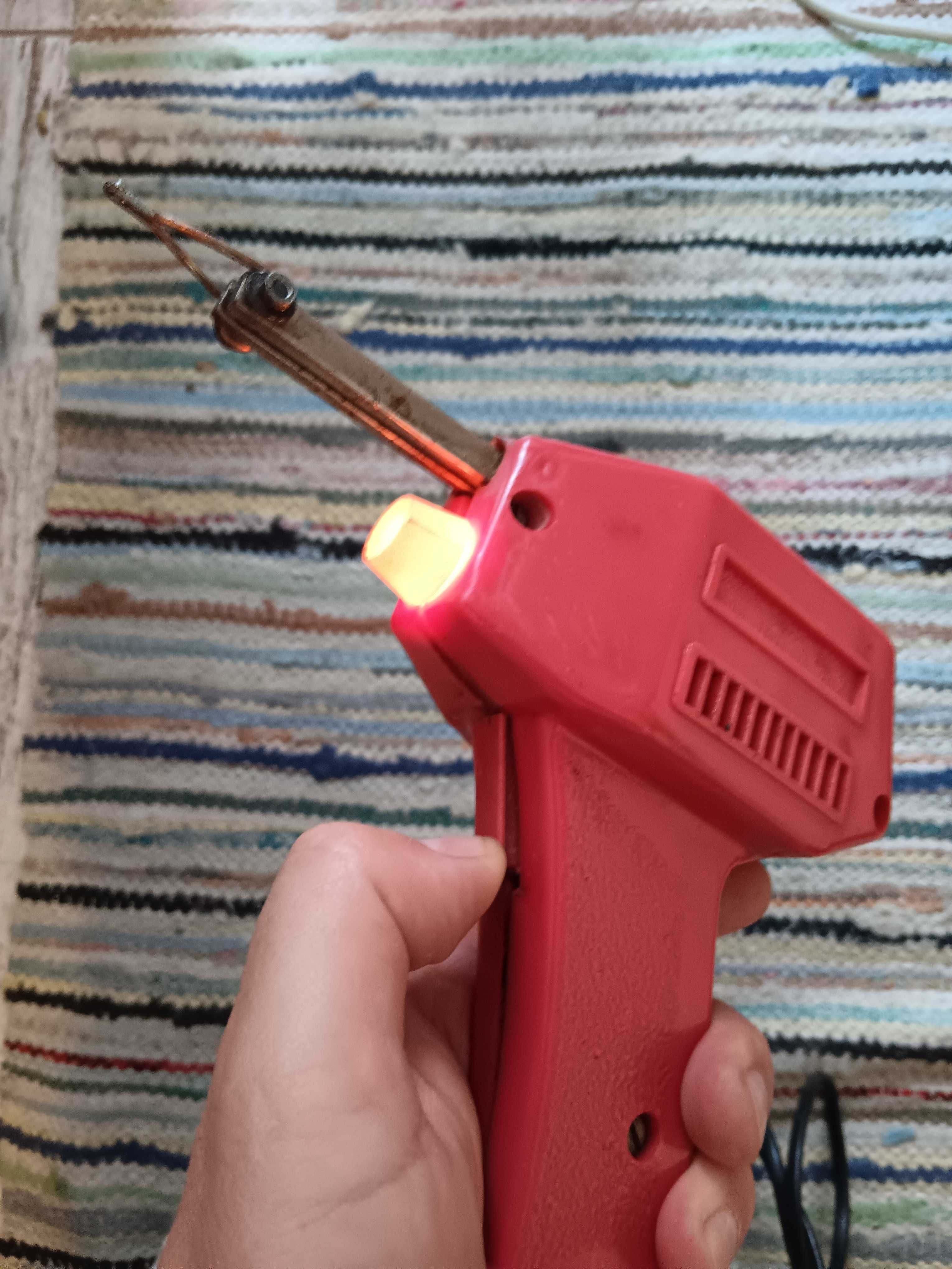 Pistol de lipit vechi Romanesc, Radio Progres, perioada comunista RSR