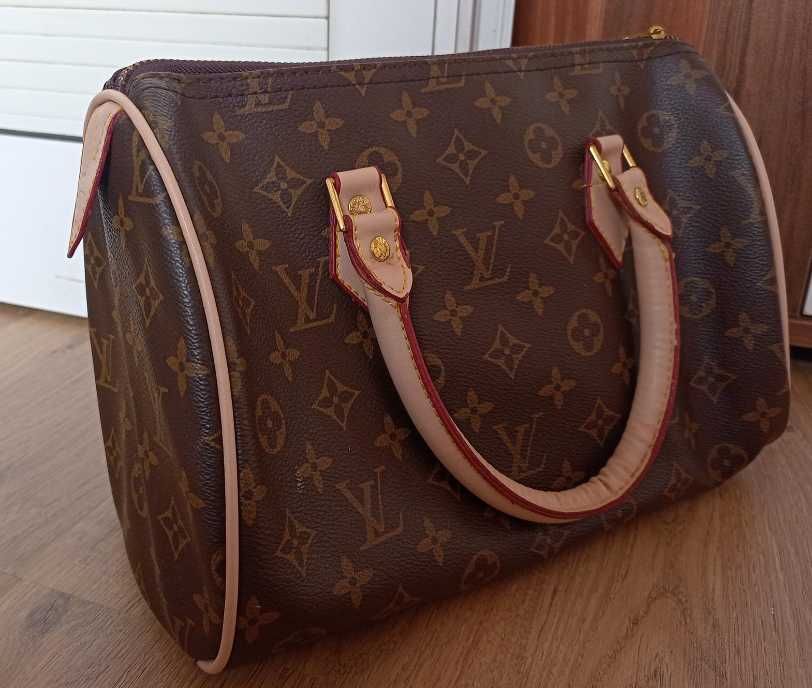 Оригинална чанта Louis Vuitton със сертификат