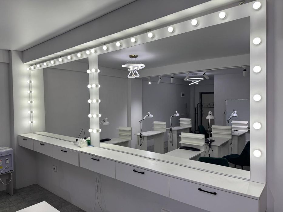 Зеркала в салон с освещением