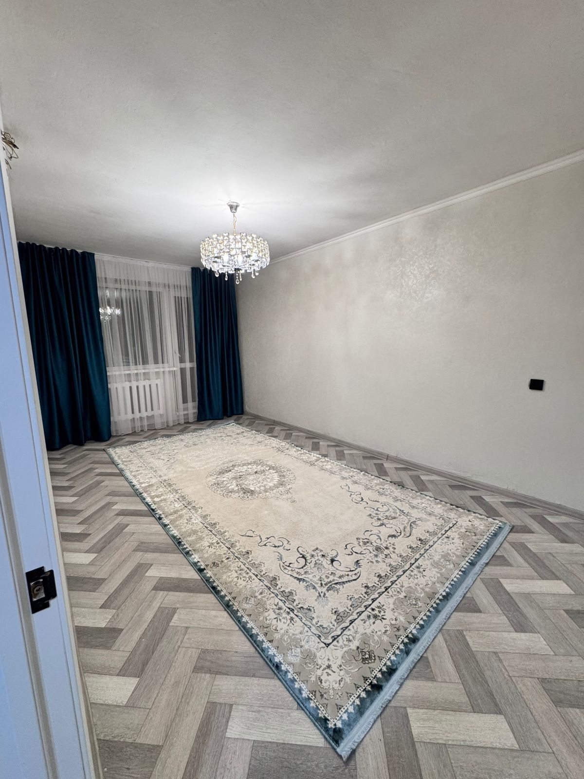 Продам 3 х комнатную