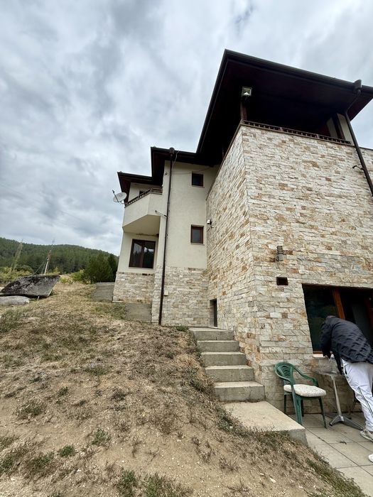 Продава се Къща в с. Градево, Област Благоевград - 350 кв.м за 600 €/кв.м - Снимка #6