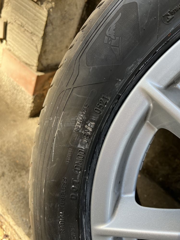 Гуми  17” цола 225/55/17 BMW G30/31