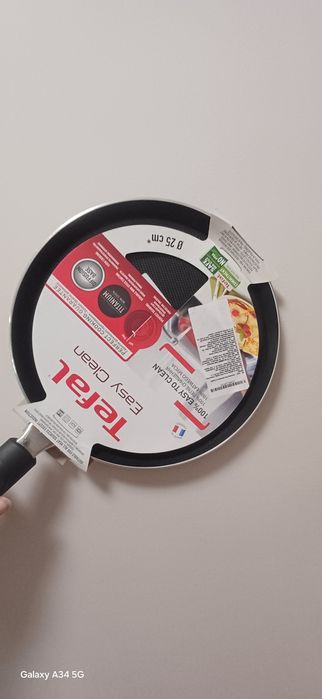 Tigaie tefal pentru clatite