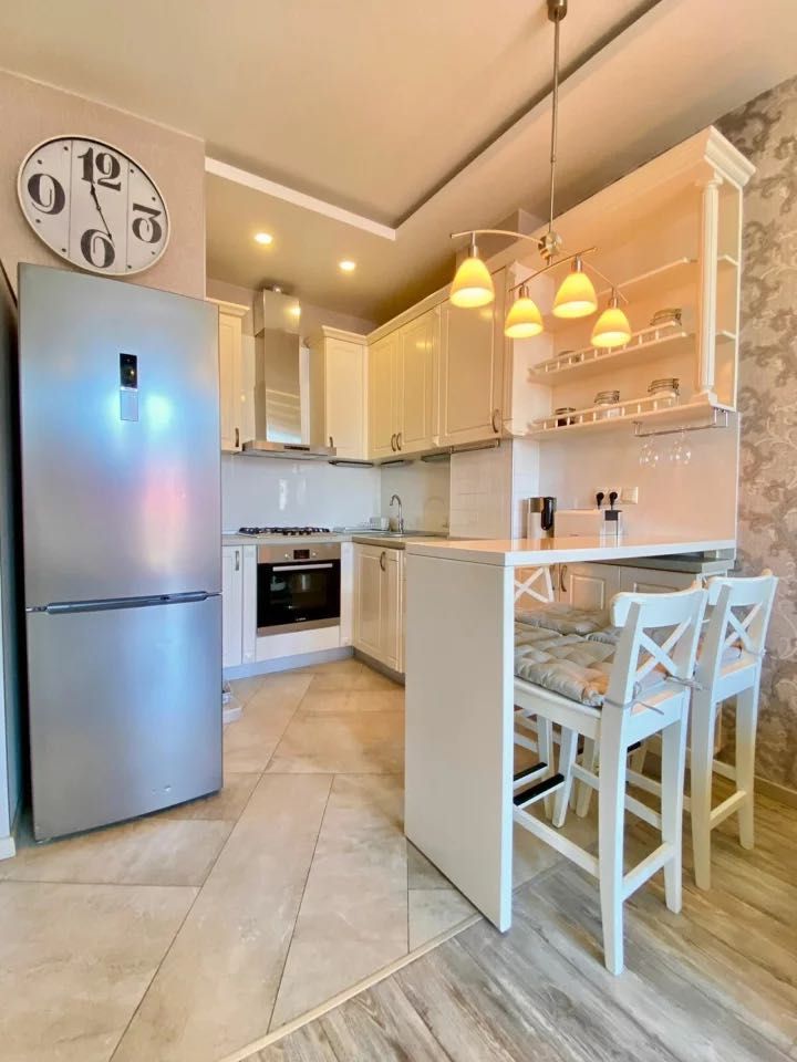 Продава се Тристаен апартамент в София, Сухата река - 92 кв.м за 1577 €/кв.м - Снимка #1