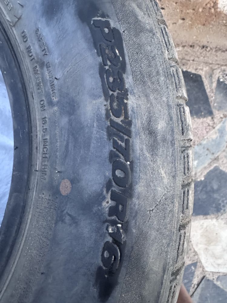 продаются  шины 235/70/16