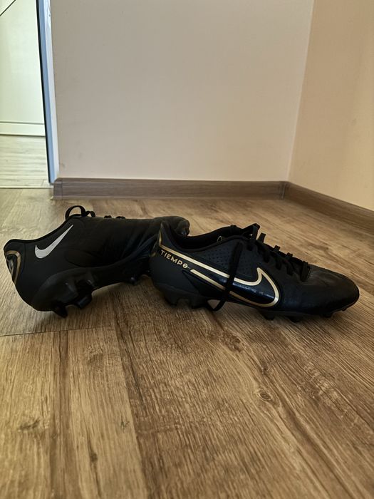Nike tiempo legend academy