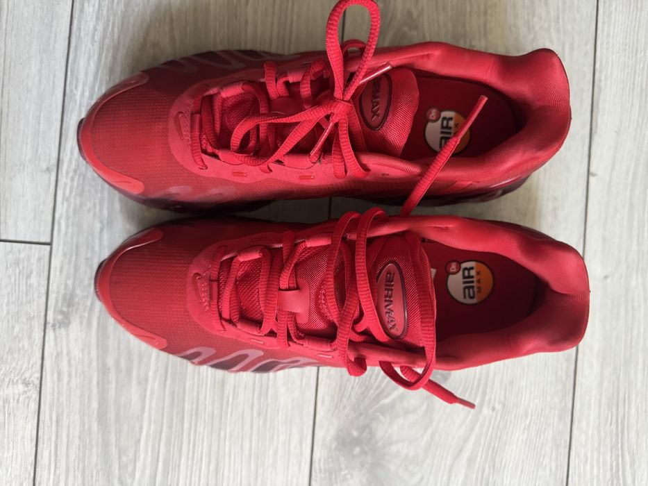 Adidasi nike dn nr 42