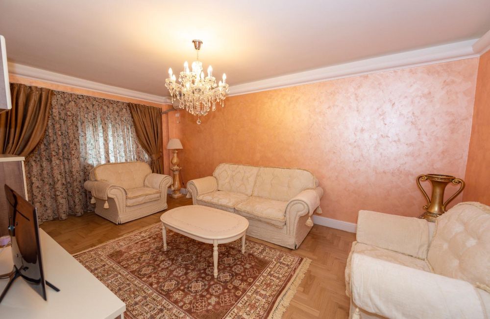 De inchiriat apartament cu 2 camere