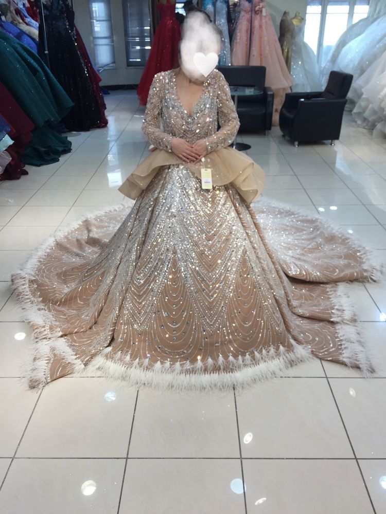 Роскошное свадебное платье ручной работы
