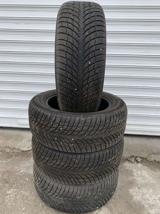 Зимни гуми NOKIAN 235/55R17 DOT 3723 17 ЦОЛА