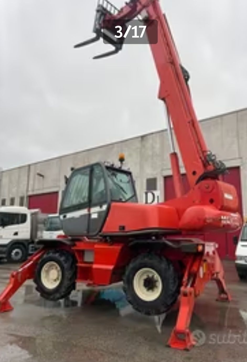 Închiriez stivuitor telescopic rotativ merlo manitou