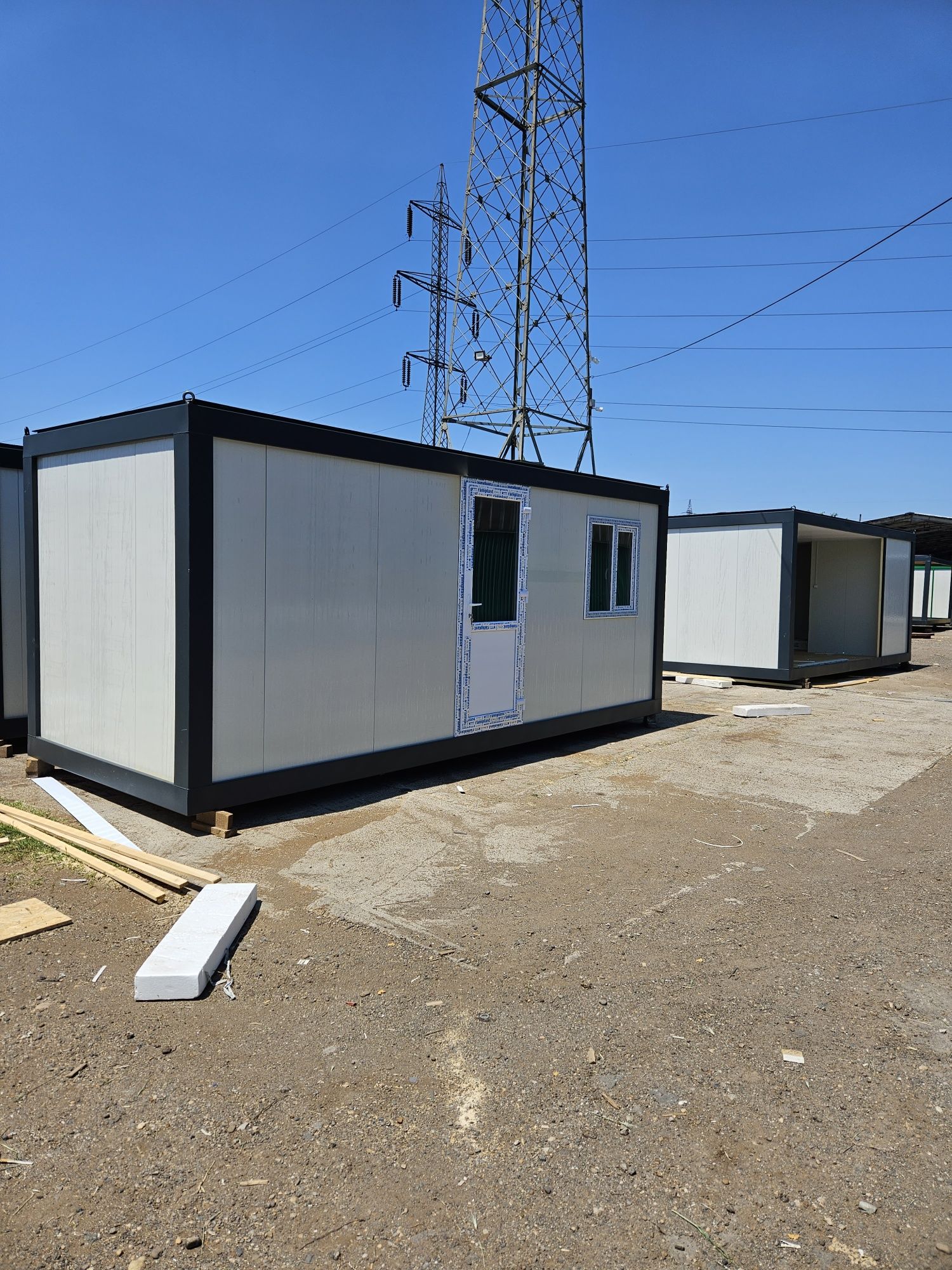 Vând  containere contanar producător
