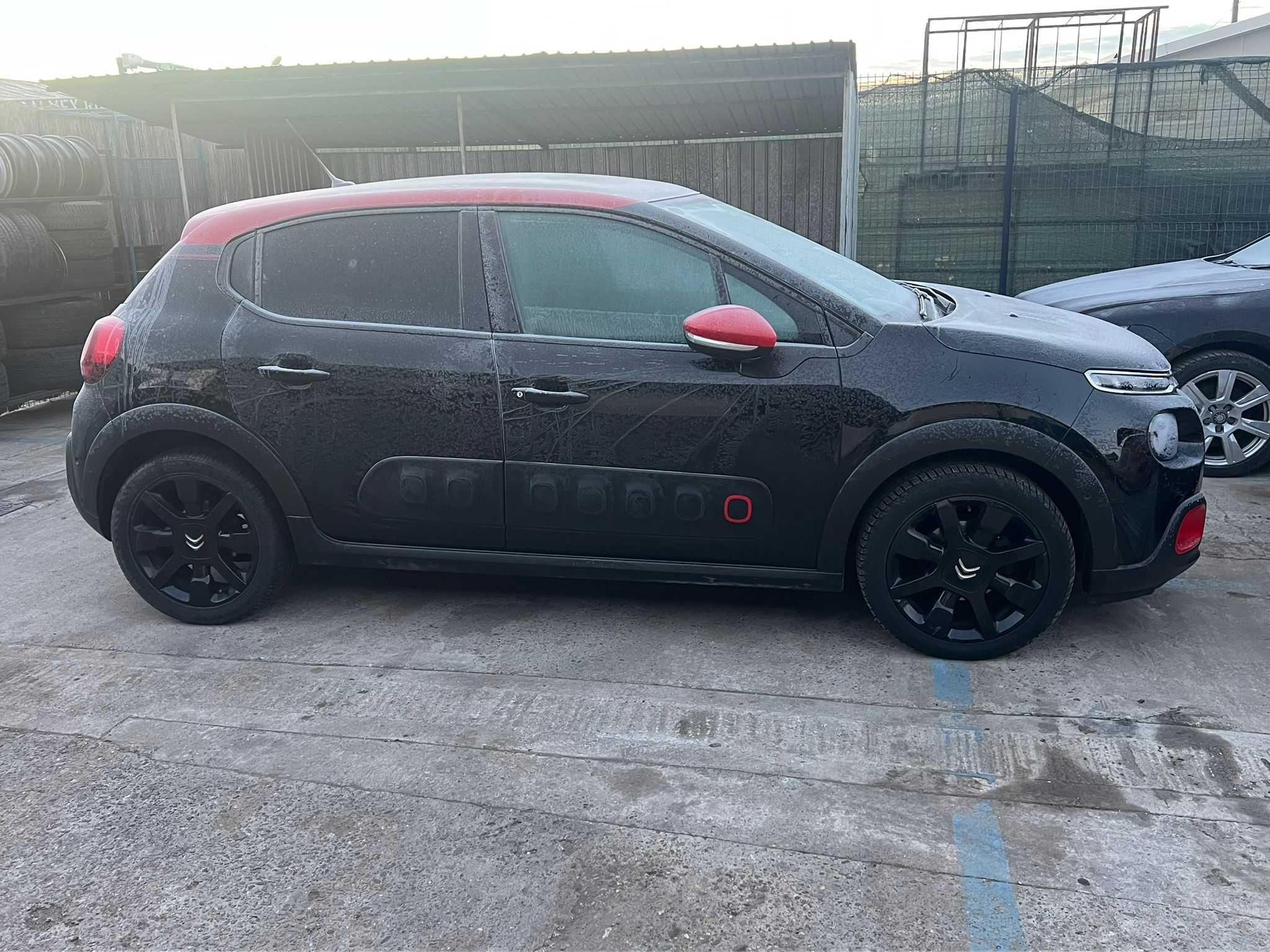 Dezmembrez Citroen C3 2018 motor 1.2 benzina NHZ