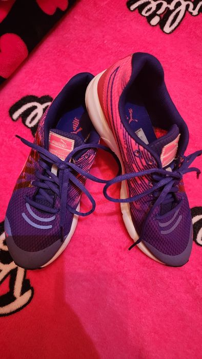 Кроссовки 39 рр Puma оригинал состояние отличное