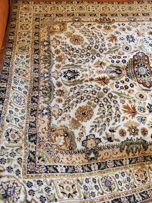 Стари килими и пътеки