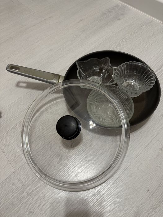 Сковородка Тефаль отдам