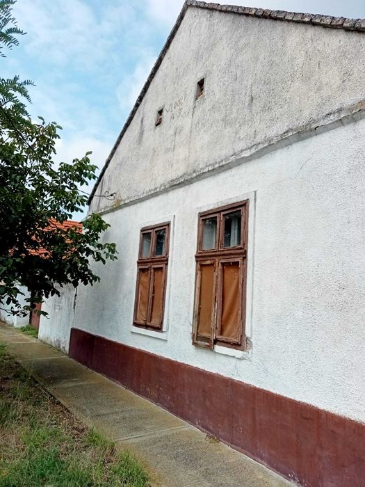 Proprietar vand casa cu curte si gradina