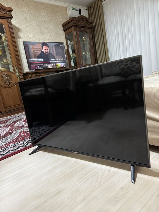 Продается Samsung Smart TV в очень хорошем состоянии